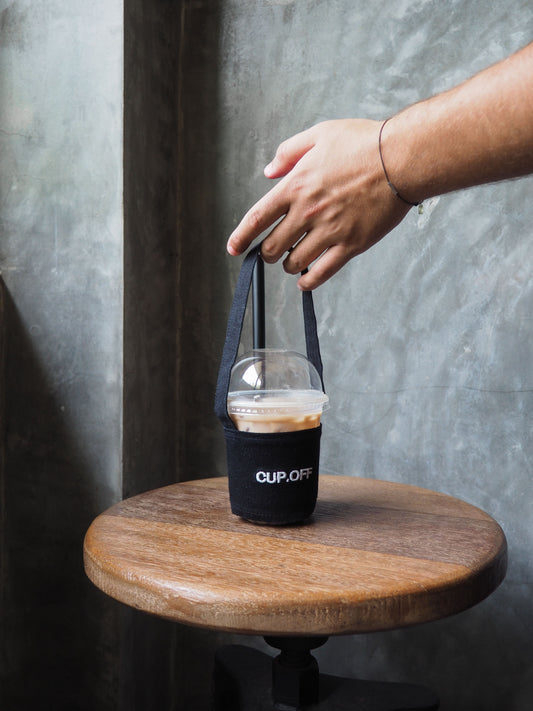Cup sleeve with handle CUP.OFF black